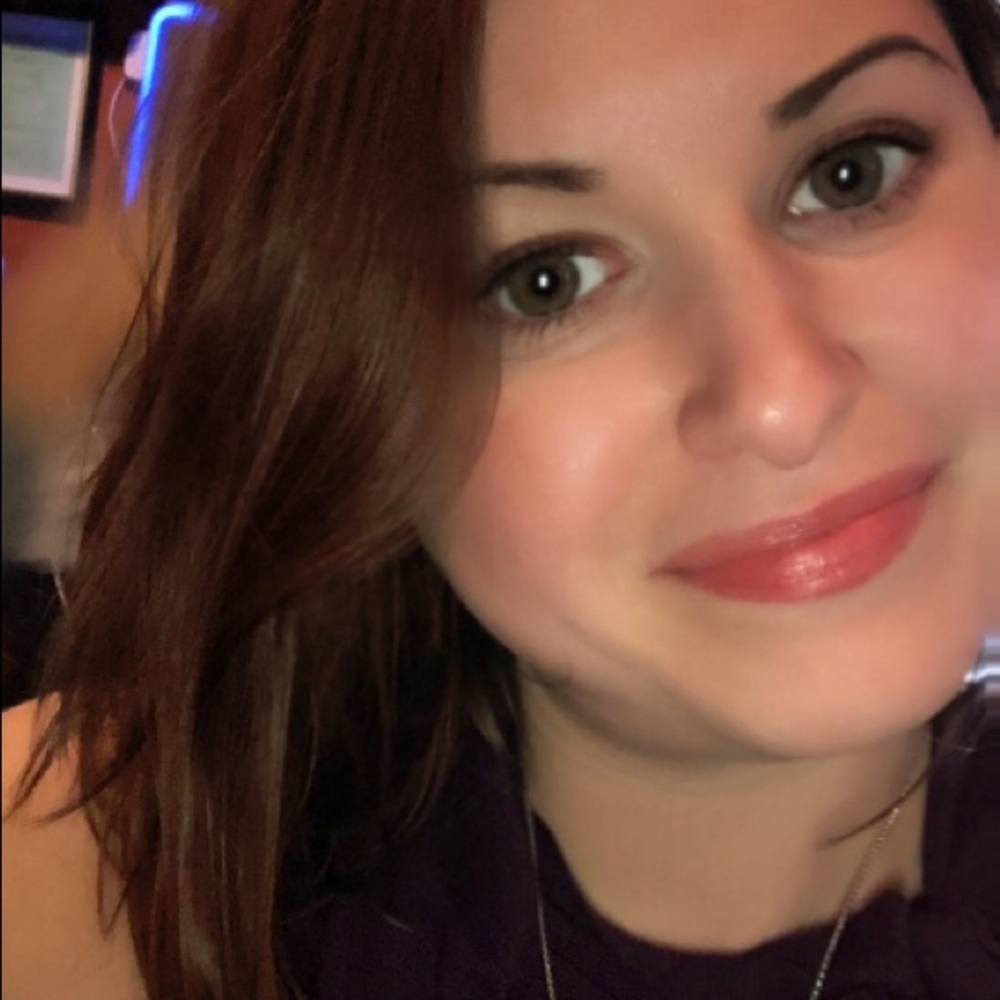 Meet your Posher, Carissa